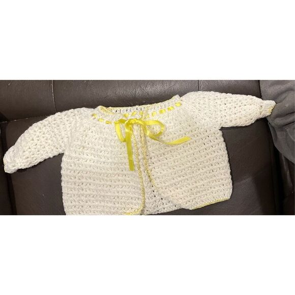 Handmade Vintage White and Yellow Crochet Sweater Baby One Size 6-12 Months - Picture 2 of 4